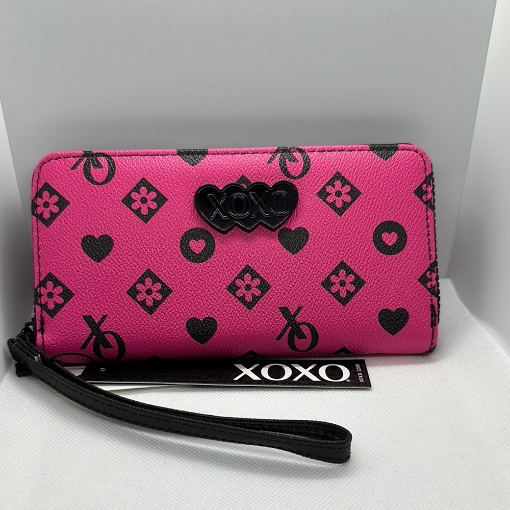 NWT XOXO Hot Pink Logo Print Zip-Around Wallet with Wristlet